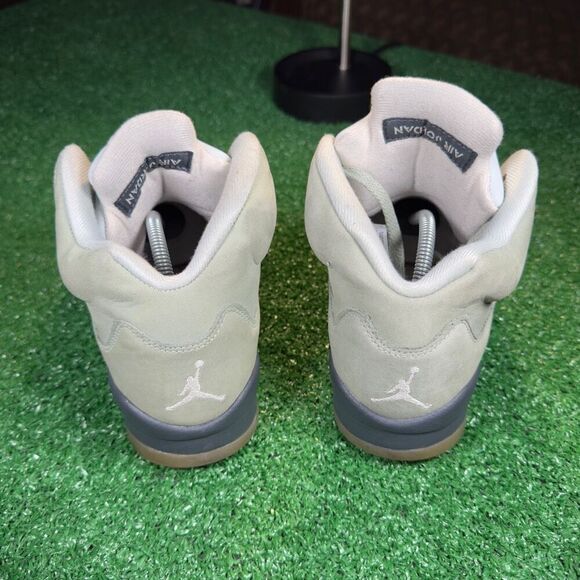 AIR JORDAN 5 JADE - Kids Basketball Shoes - SIZE 6Y - Picture 4 of 9